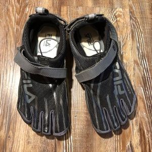 Fila Skele-Toes EZ Slide Shoes